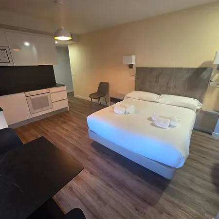 Aranda Flex Living 3*