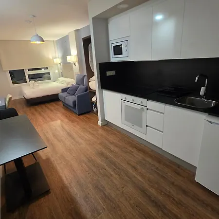 아파트 Aranda Flex Living