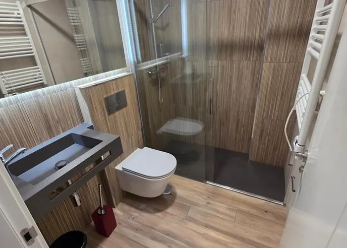 Апартаменты Aranda Flex Living 3*