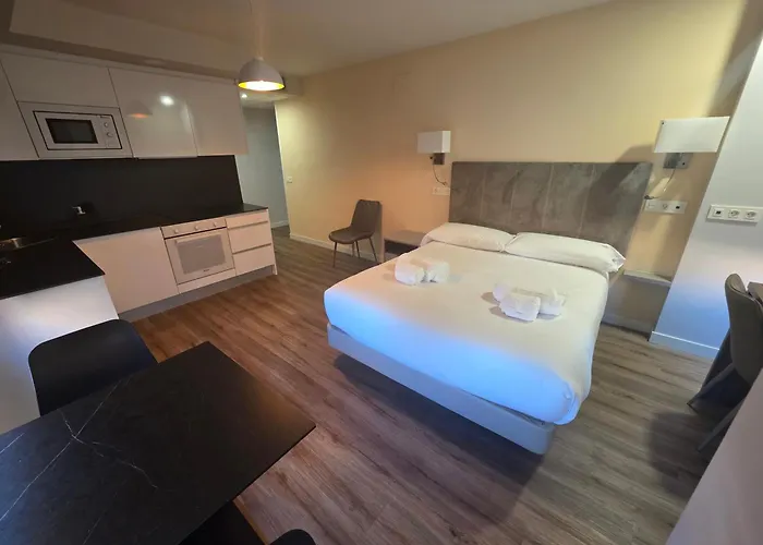 Aranda Flex Living 3*